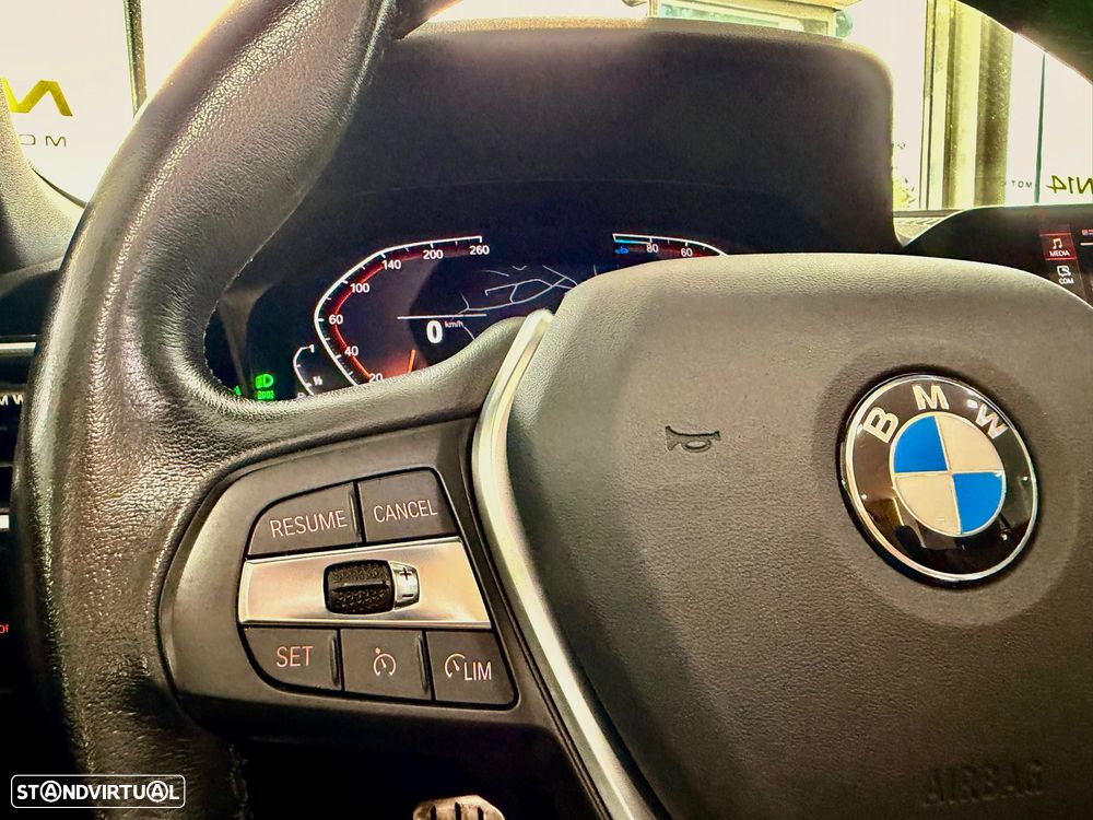 BMW 420 d Desportiva M Auto - 40