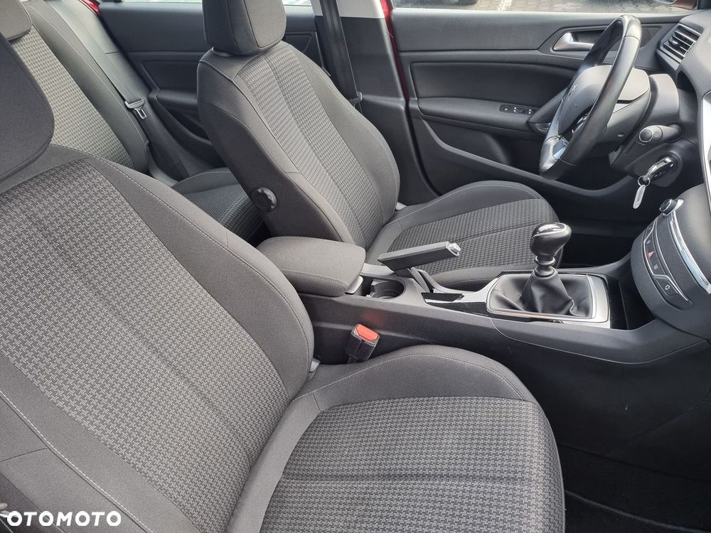 Peugeot 308 1.2 PureTech GPF Active Pack Business S&S - 19