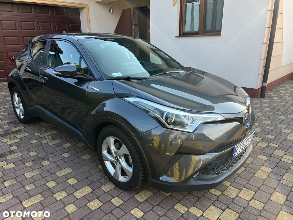 Toyota C-HR - 11