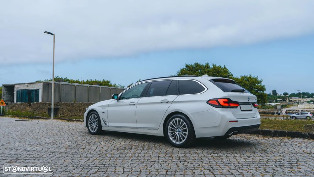 BMW 520 e - 32