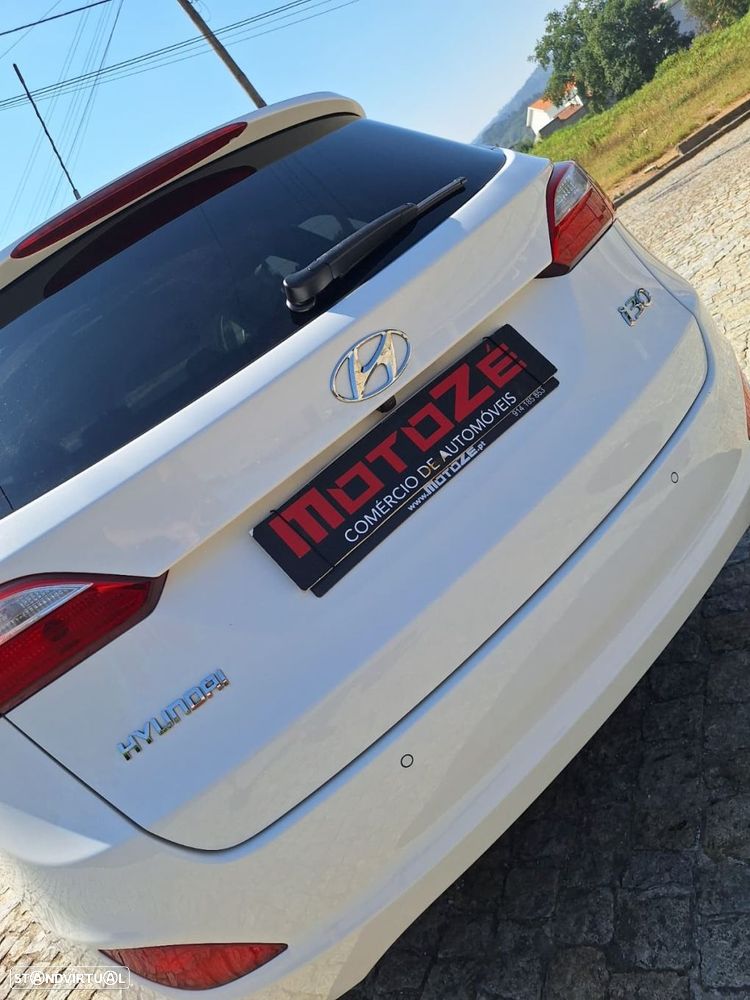 Hyundai i30 SW 1.6 CRDi Style J17 - 7