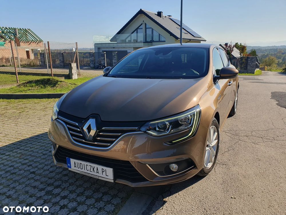 Renault Megane ENERGY TCe 130 BOSE EDITION - 12