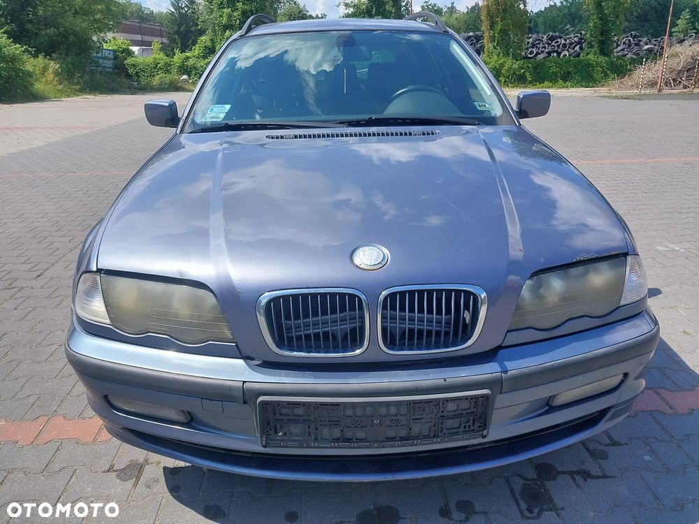 BMW E46 320D kombi silnik 2.0D 136KM M47D20 204D1 skrzynia biegów drzwi maska zderzak błotnik 372/5 Stahlblau Metallic uchylna szyba bagażnika fotel pas przedni chłodnice wał koło wału dyfer most półoś zwrotnica szyba czołowa czujnik sensor podsufitka podszybie alternator moduł akumulatora skrzynka bezpieczników sprężarka klimatyzacja osłona silnika chłodnica moduł sterownik panel Cały NA CZĘŚCI wszystkie części - 20