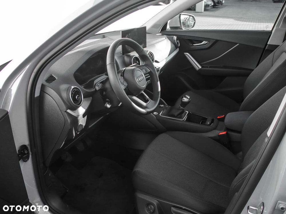 Audi Q2 30 TFSI - 10