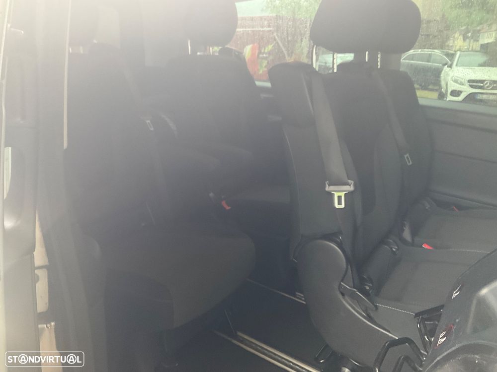Mercedes-Benz V 220 CDI Longa 7G-TRONIC Avantgarde Edition - 26