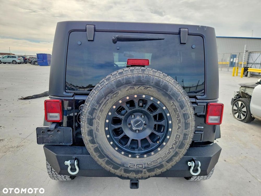 Jeep Wrangler 3.6 Unlim Sahara - 7