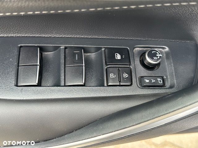 Toyota Corolla 1.8 Business Edition - 33