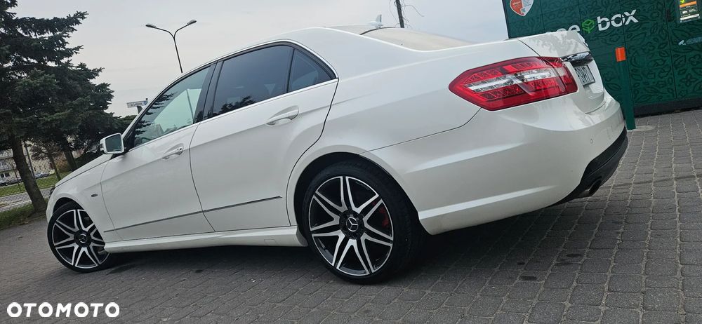 Mercedes-Benz Klasa E - 12