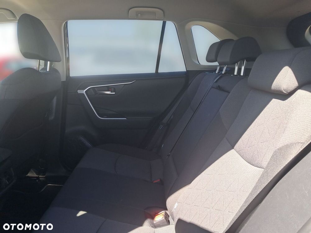 Toyota RAV4 - 12