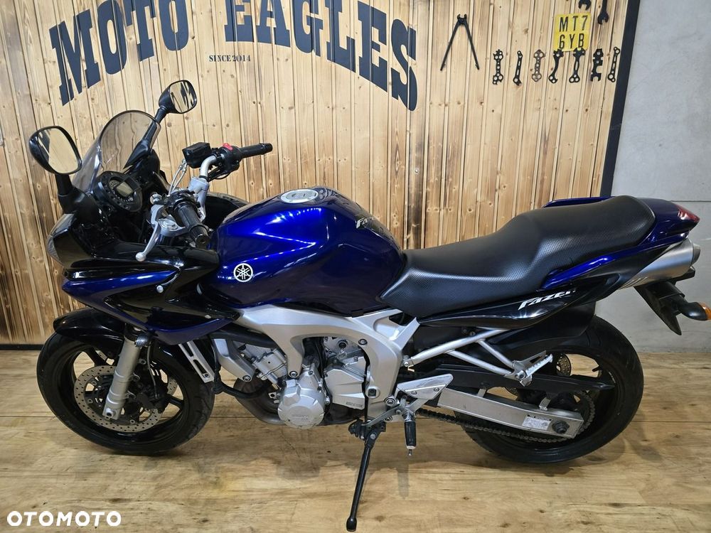 Yamaha FZ - 13