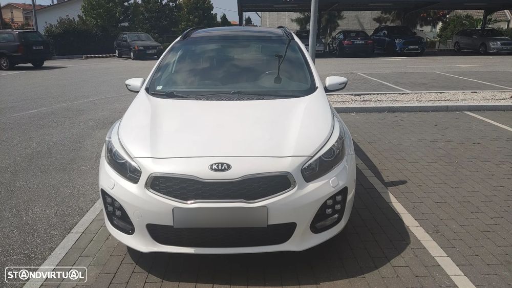 Kia Ceed SW 1.6 CRDi 136 DCT ISG GT Line - 1