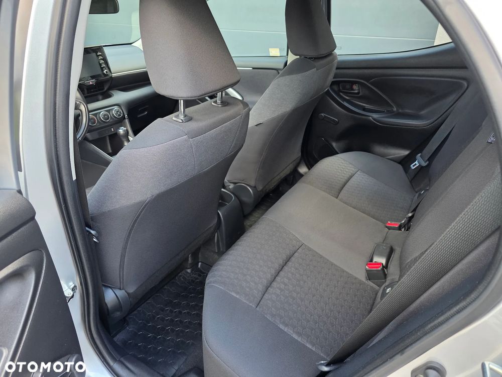Toyota Yaris 1.0 Comfort - 10