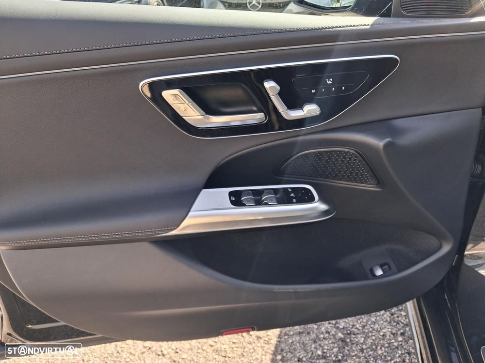 Mercedes-Benz E 220 d AMG Line - 8