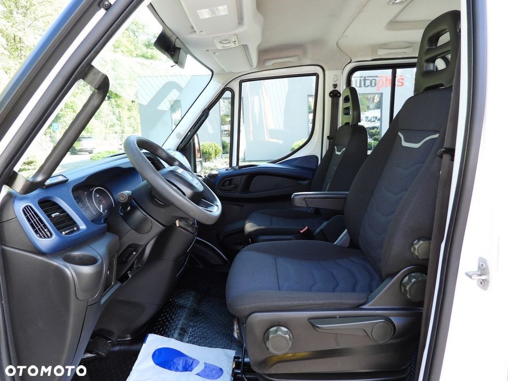 Iveco DAILY 35S14 WYWROTKA PODWÓJNA KABINA DOKA 6 MIEJSC TEMPOMAT LEDY AUTOMAT HI-MATIC KLIMATYZACJA  140KM - 25