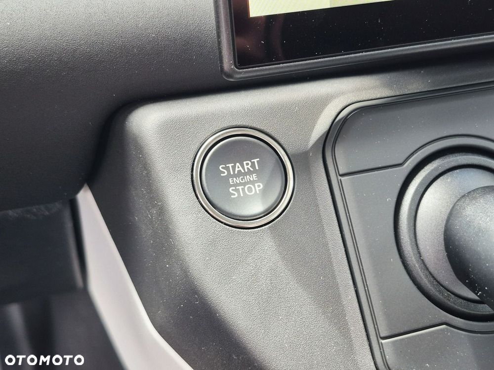 Land Rover Defender 110 D200 S - 36
