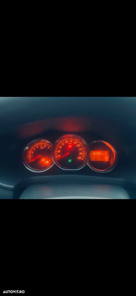 Dacia Logan 0.9 TCe Prestige - 6