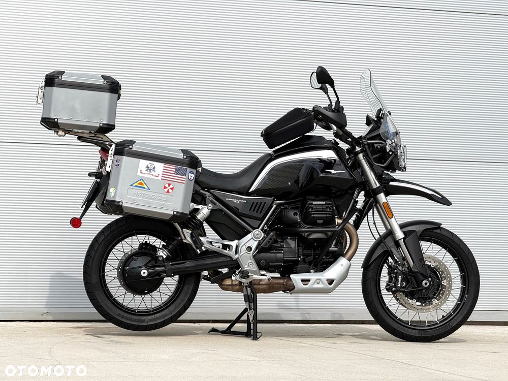 Moto Guzzi V85 - 2