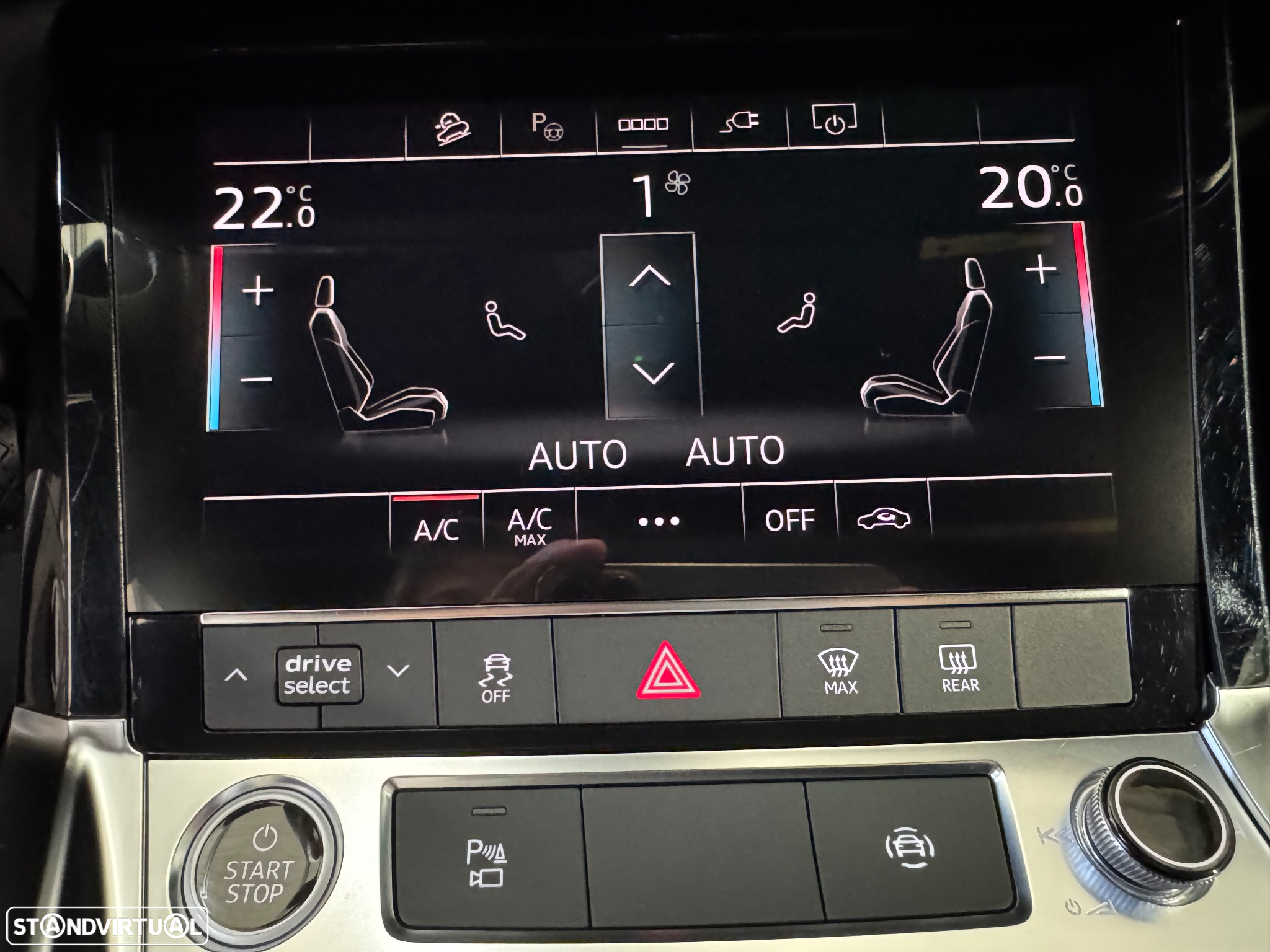 Audi e-tron 55 quattro S line - 27