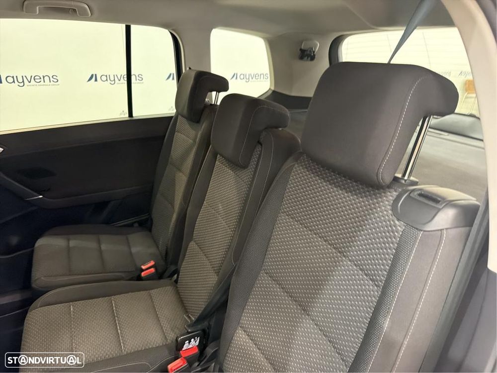 VW Touran 2.0 TDI Confortline - 8