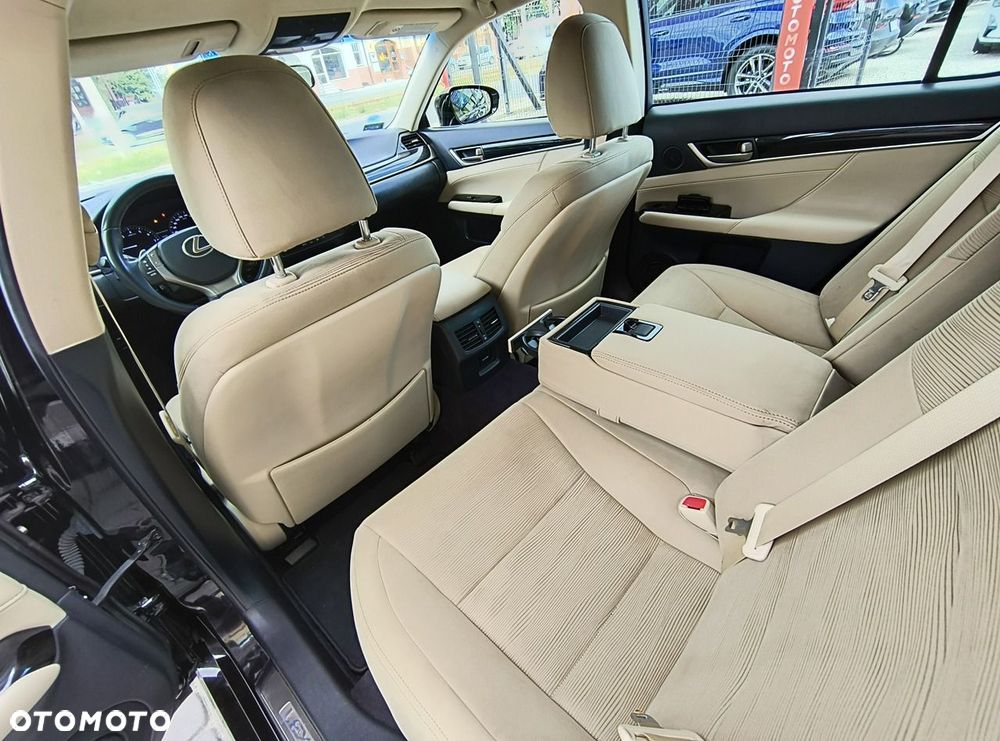 Lexus GS - 13