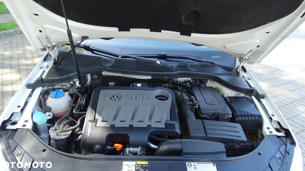 Volkswagen Passat Variant 2.0 TDI BlueMotion Technology Comfortline - 25