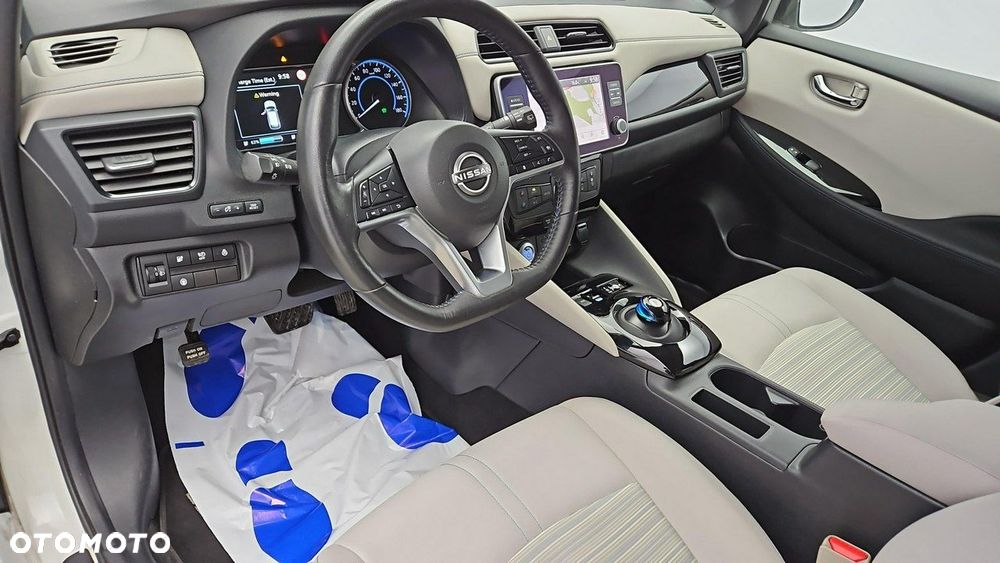 Nissan Leaf 40kWh N-Connecta - 10