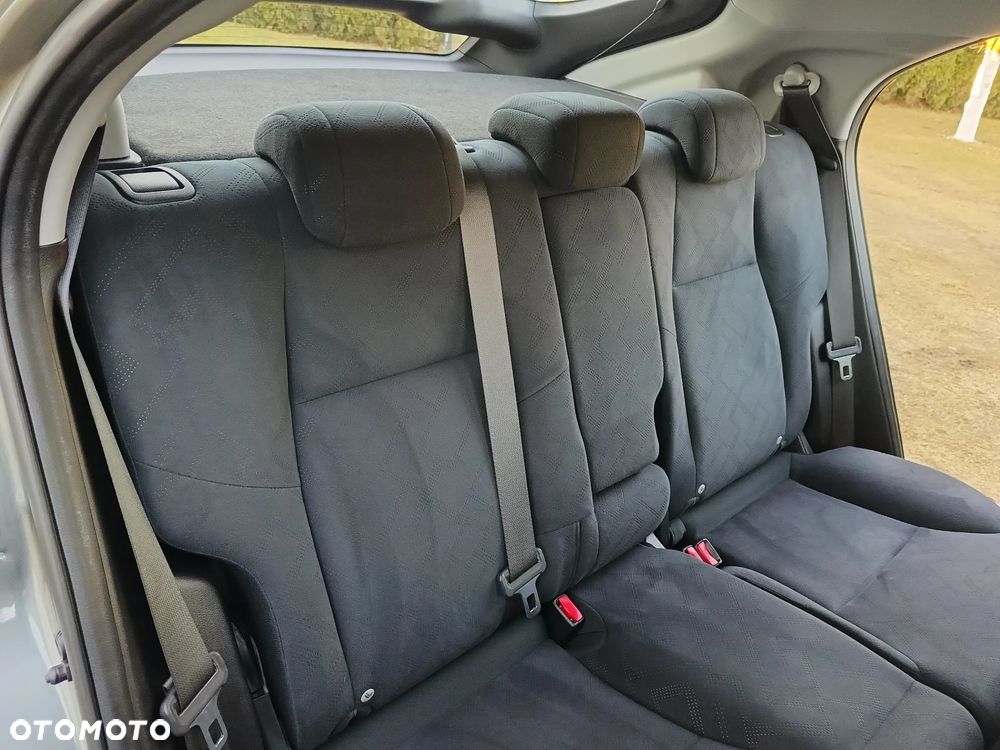 Honda Civic 1.8 i-VTEC Lifestyle - 28