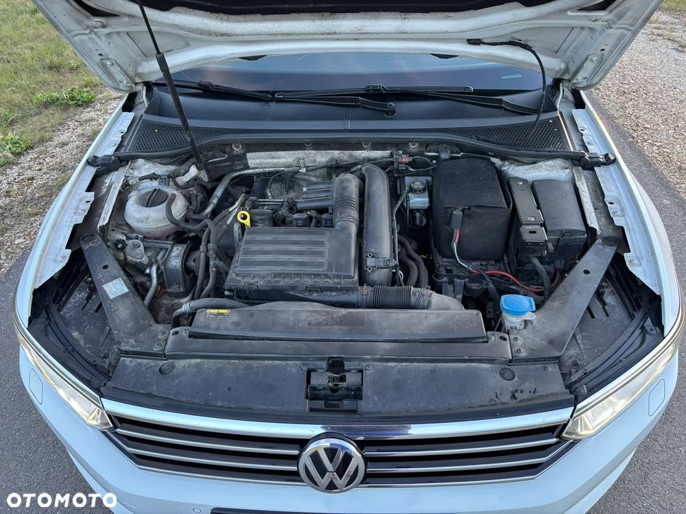 Volkswagen Passat 1.4 TSI BMT ACT Comfortline - 13
