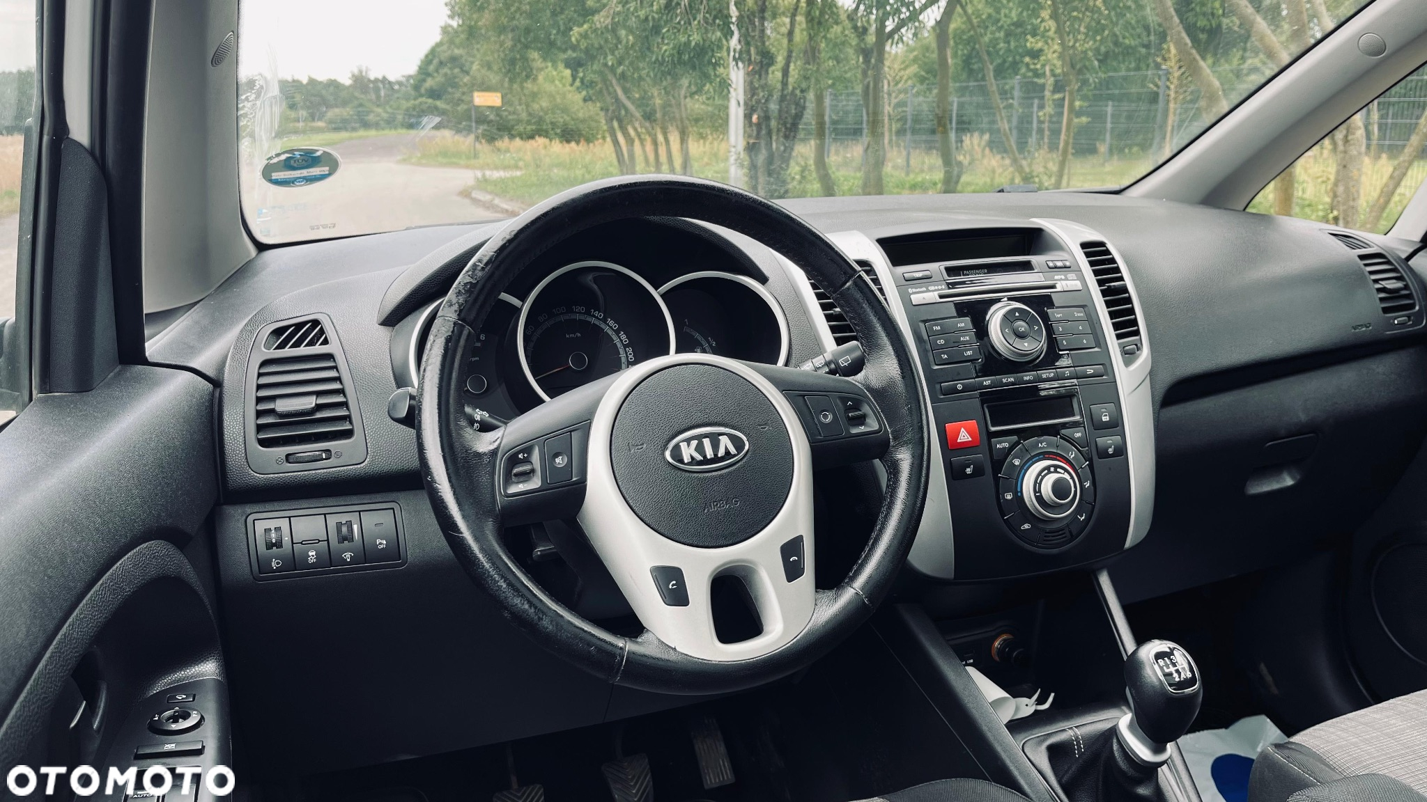 Kia Venga - 12