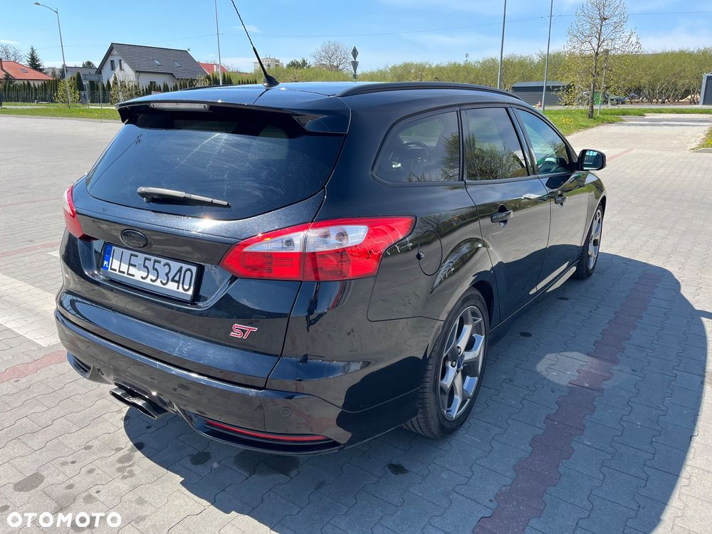 Ford Focus 2.0 EcoBoost ST - 6