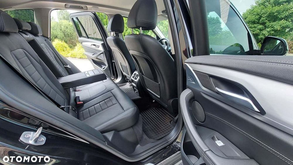 BMW X3 xDrive30d Luxury Line - 11