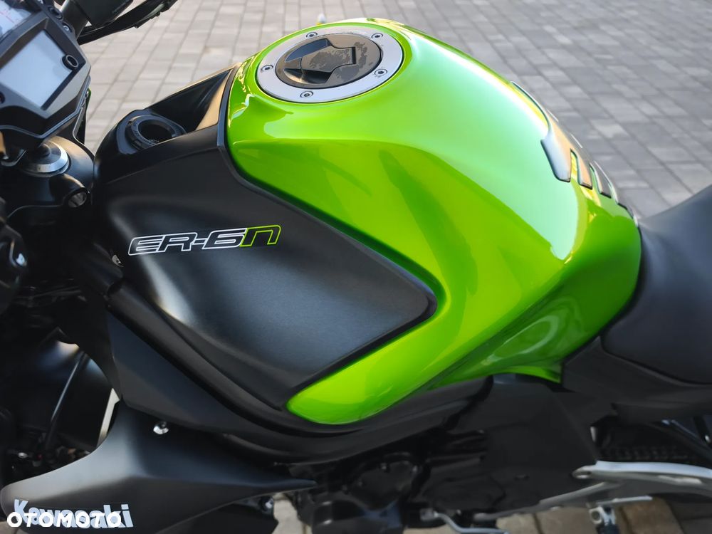 Kawasaki ER - 26
