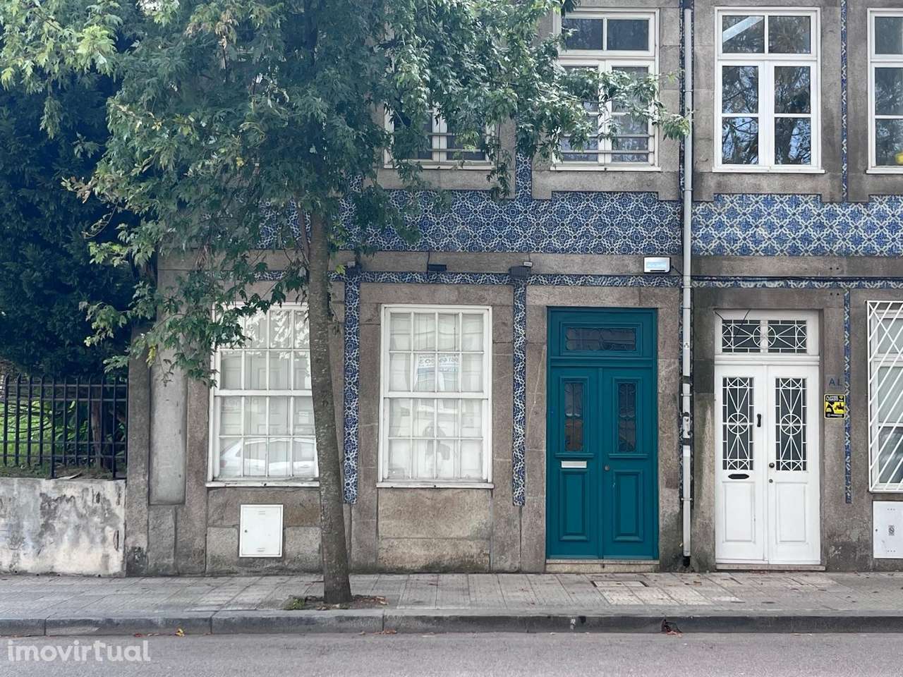 Moradia p/ venda com Jardim e Pátio Exterior | Campo Alegre, Porto - Grande imagem: 2/25