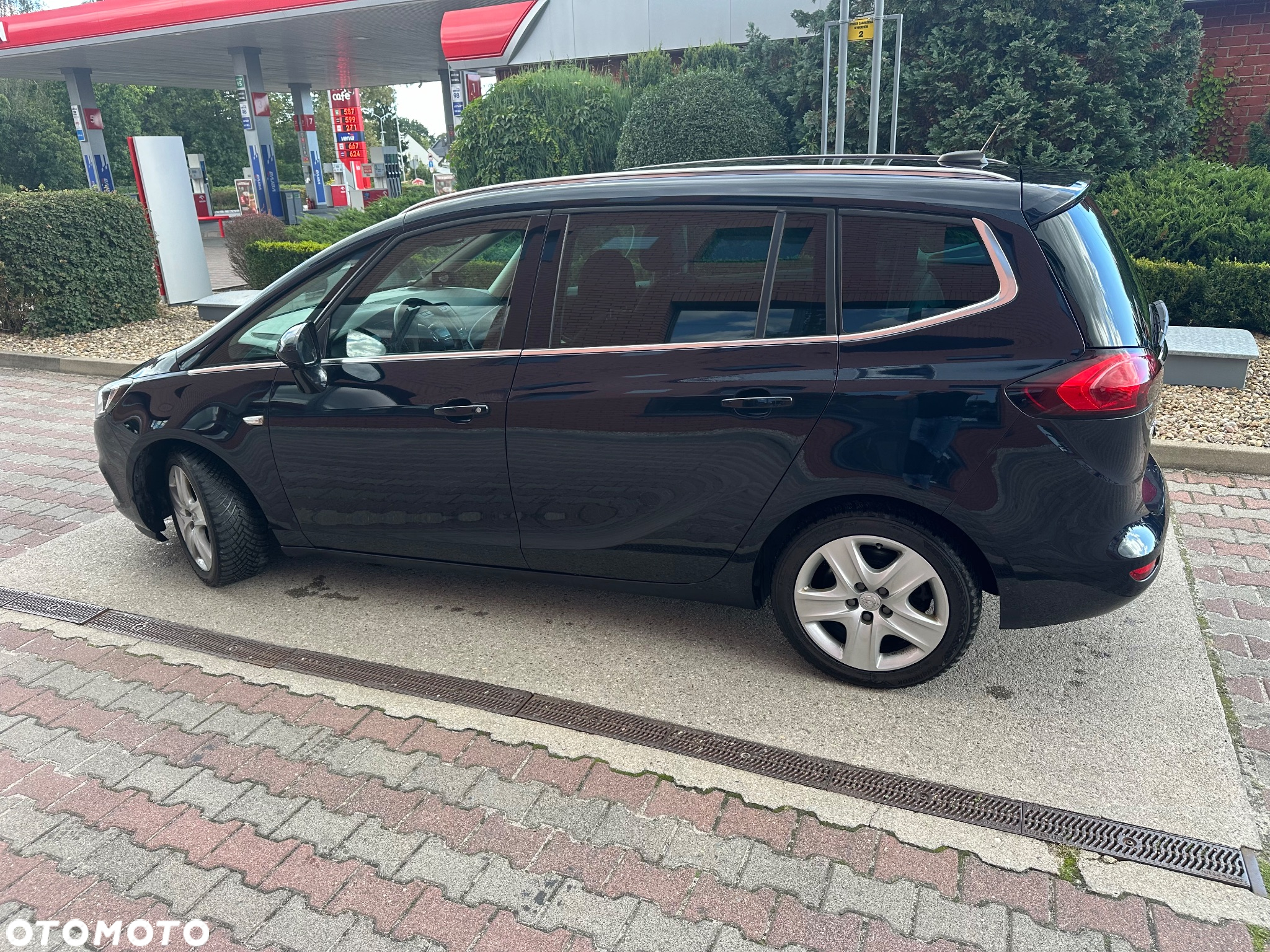 Opel Zafira 2.0 D (CDTI) Automatik Business Edition - 8