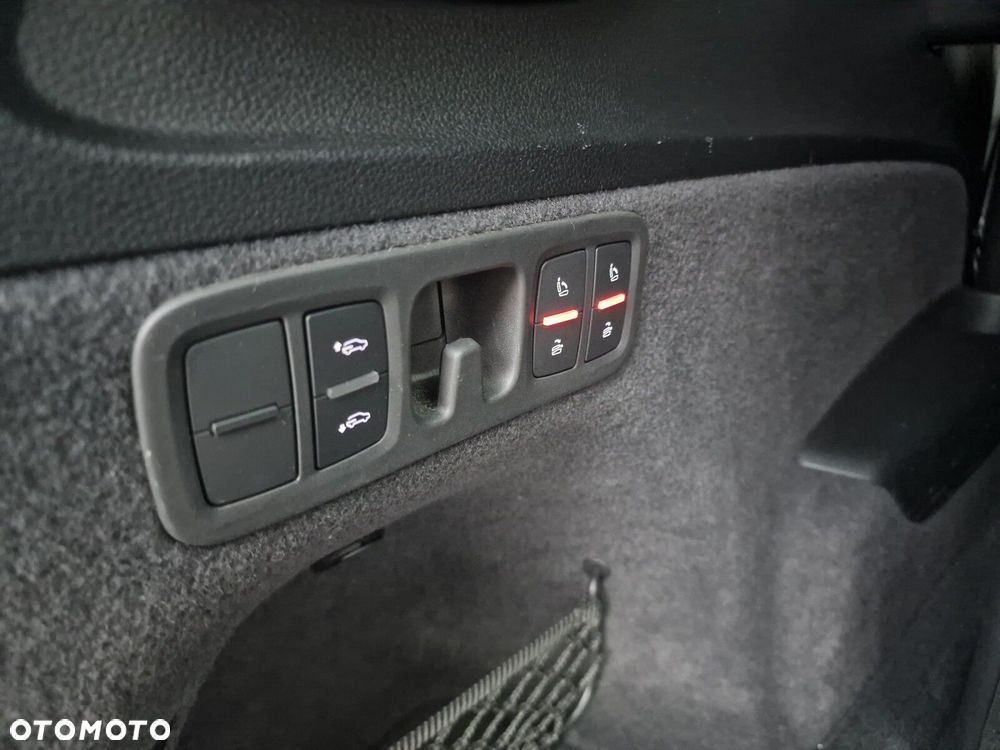 Audi SQ7 4.0 TDI Quattro Tiptronic - 22