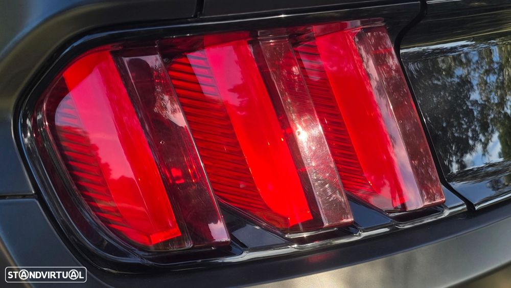 Ford Mustang 2.3i EcoBoost Aut. - 31