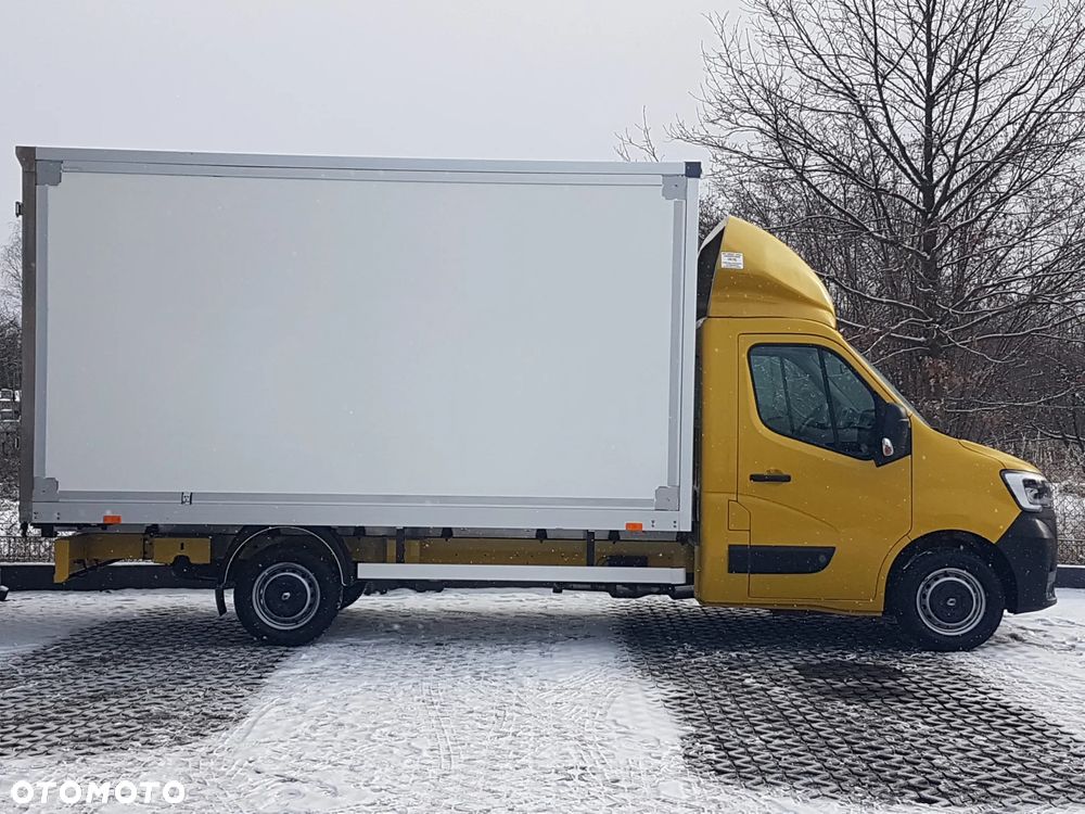 Renault MASTER KONTENER 8EP 4,22x2,23x2,23 KLIMA MANUAL KRAJOWY 6-BIEGÓW - 12