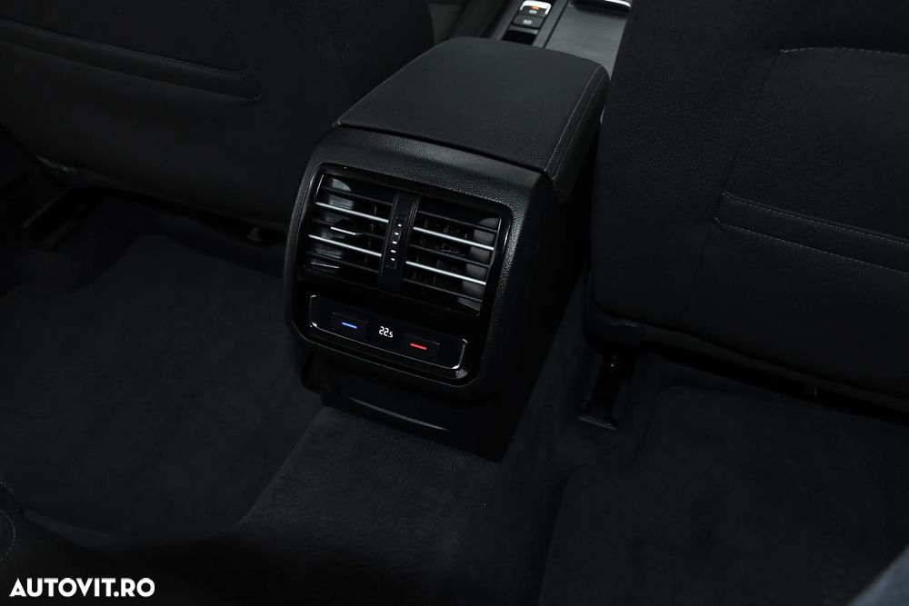 Volkswagen Passat - 19