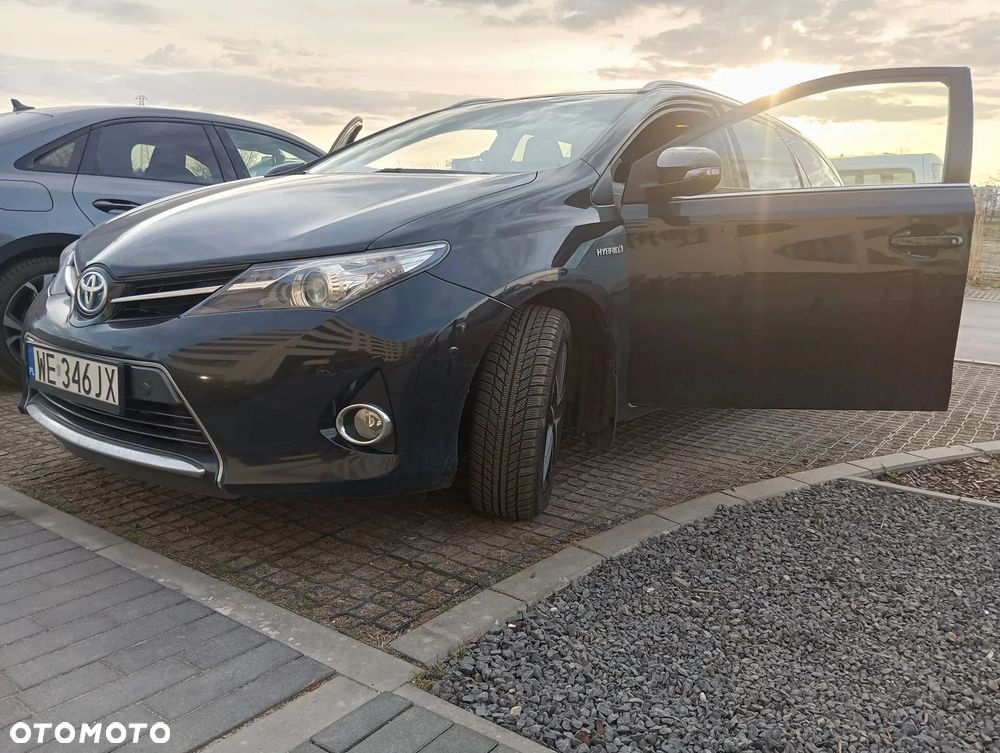 Toyota Auris - 2