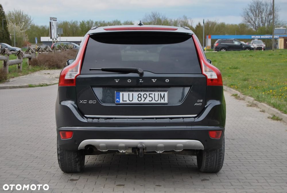 Volvo XC 60 D5 AWD Momentum - 17