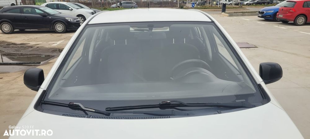 Hyundai i20 - 4