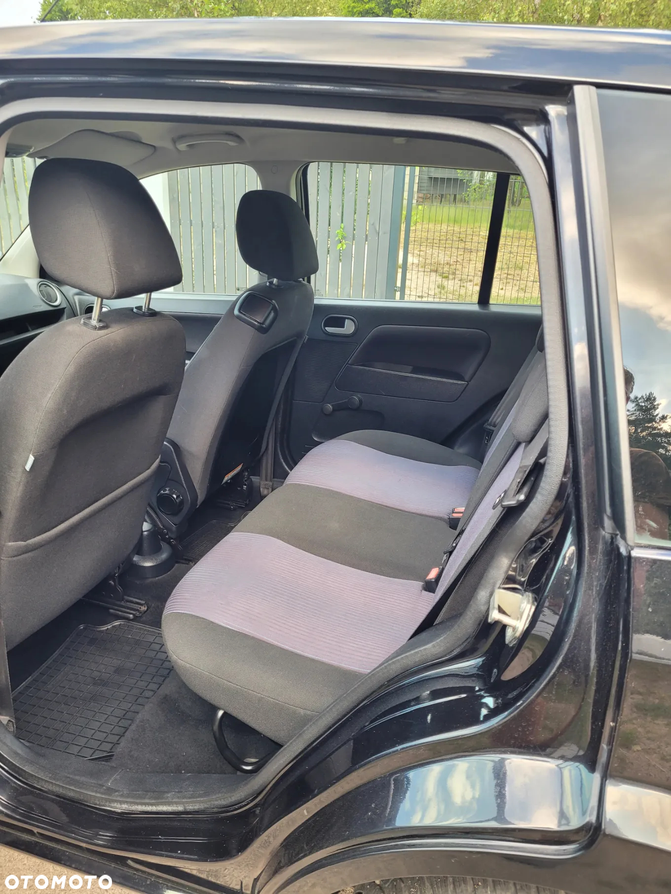 Ford Fusion 1.6 Fun X - 14