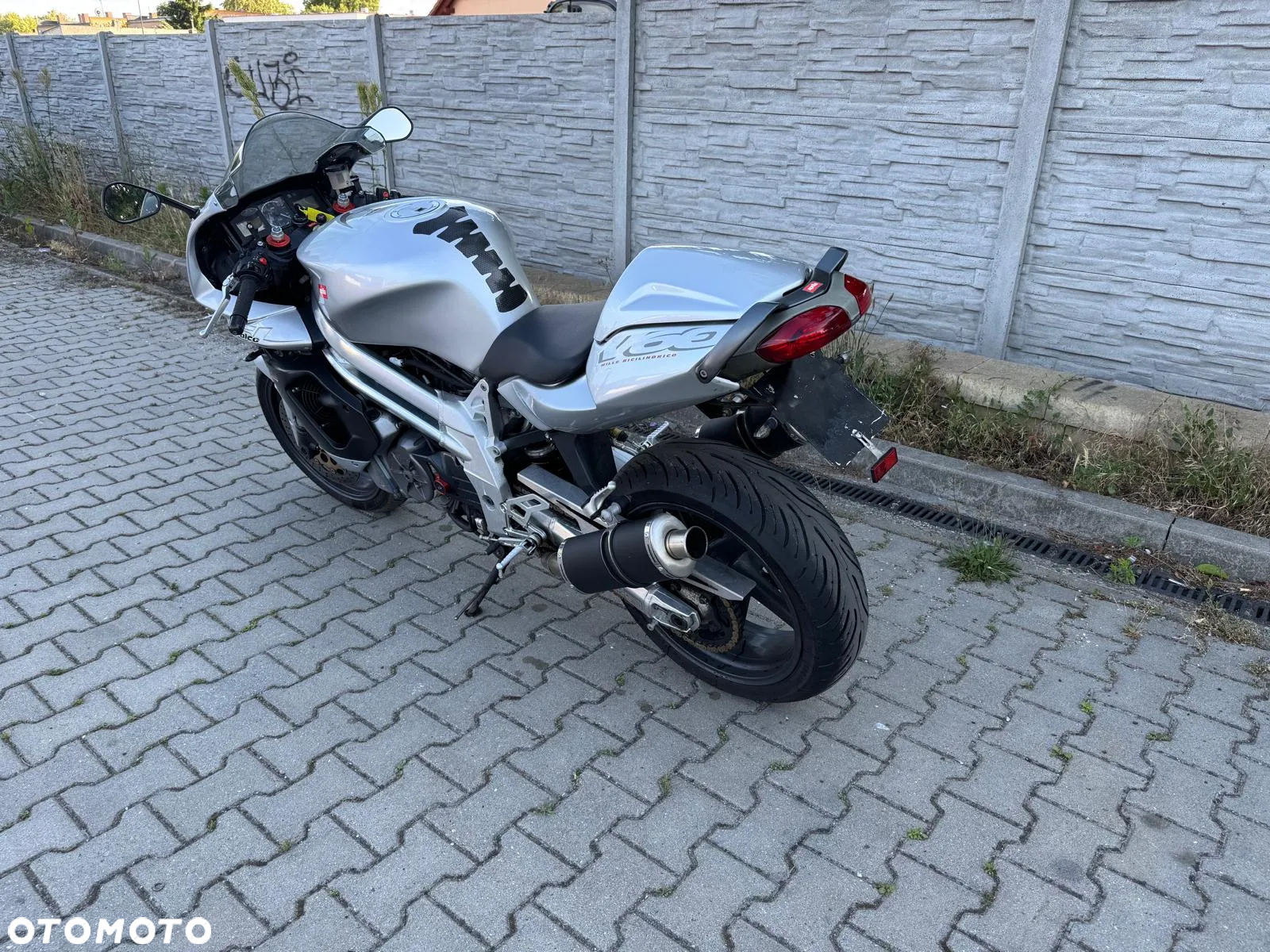 Aprilia SL - 3
