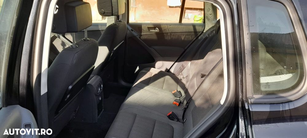 Volkswagen Tiguan - 3