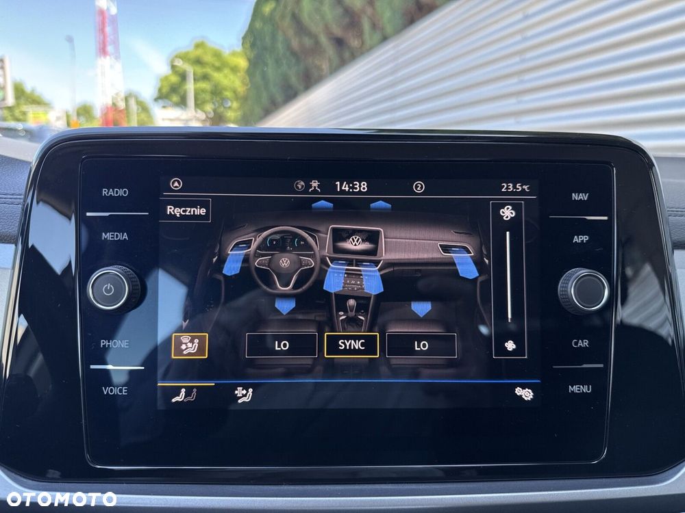Volkswagen T-Roc 1.5 TSI Life DSG - 24