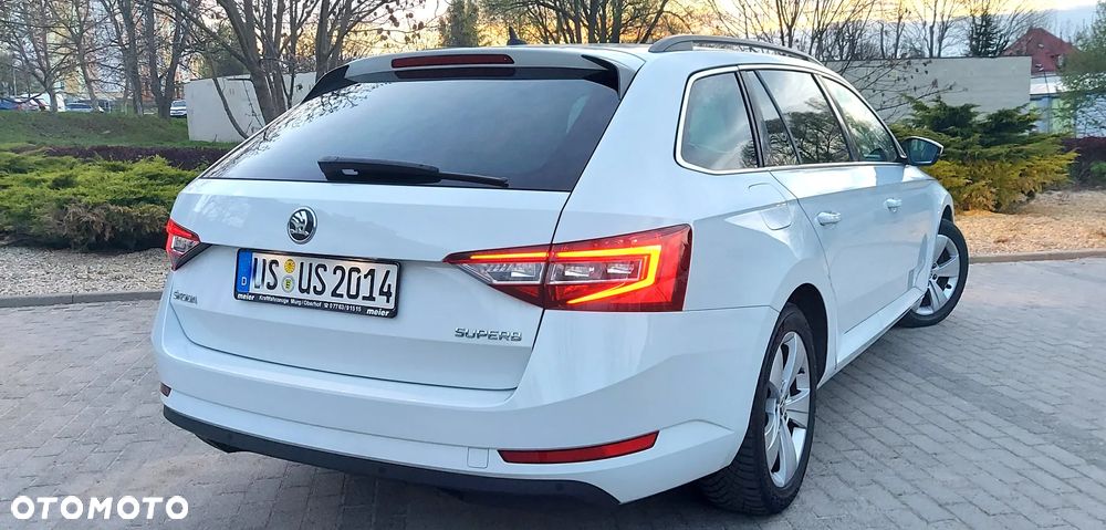 Skoda Superb 2.0 TDI Style - 14