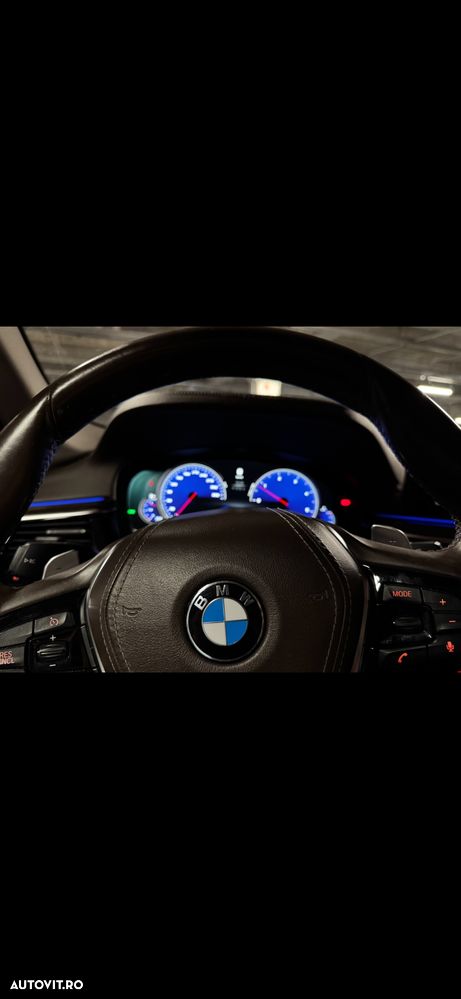 BMW Seria 5 520d Aut. Luxury Line - 10