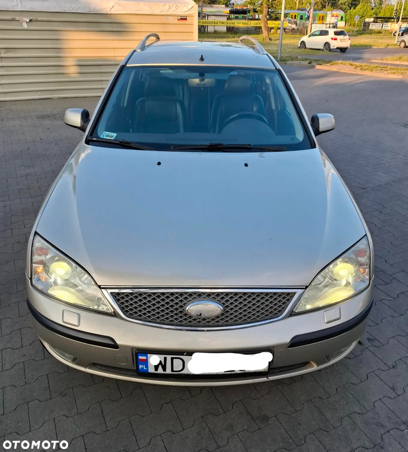 Ford Mondeo 2.0 TDCi Trend - 13