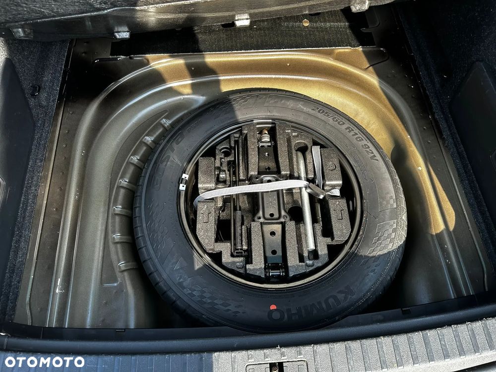 Skoda Octavia 2.0 TDI Style DSG - 25