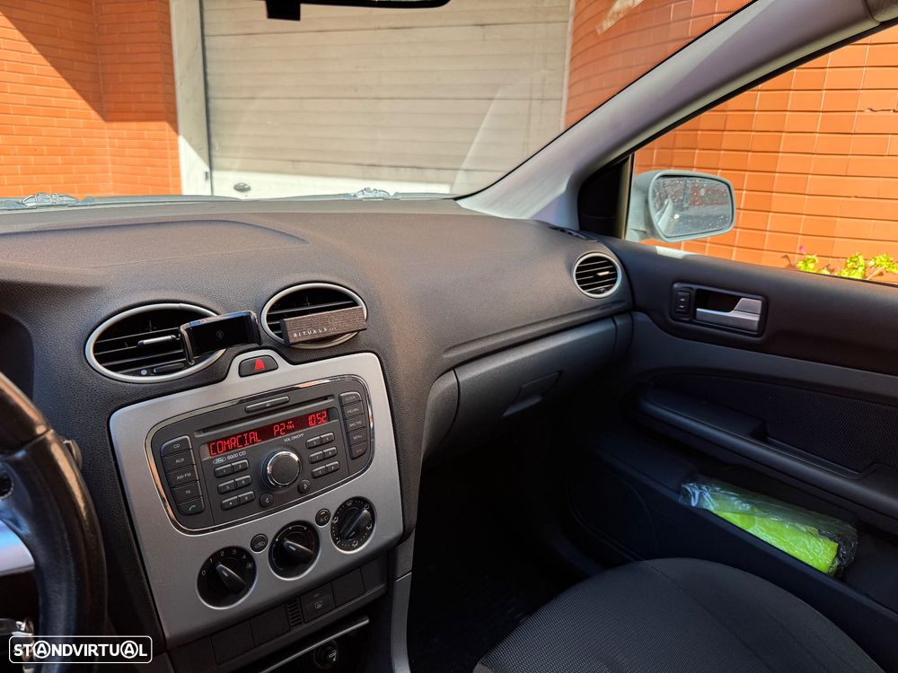 Ford Focus SW 1.6 TDCi Trend - 20